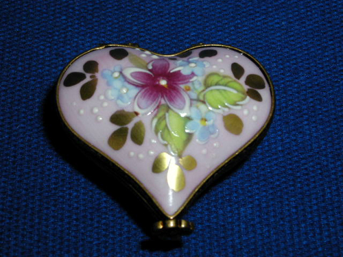 PINK HEART W/FLOWERS